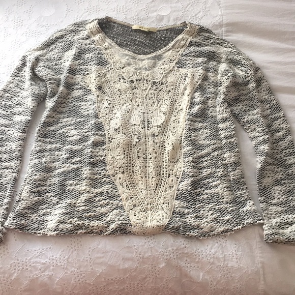 •Black & White Marled Sweater• - Picture 1 of 3